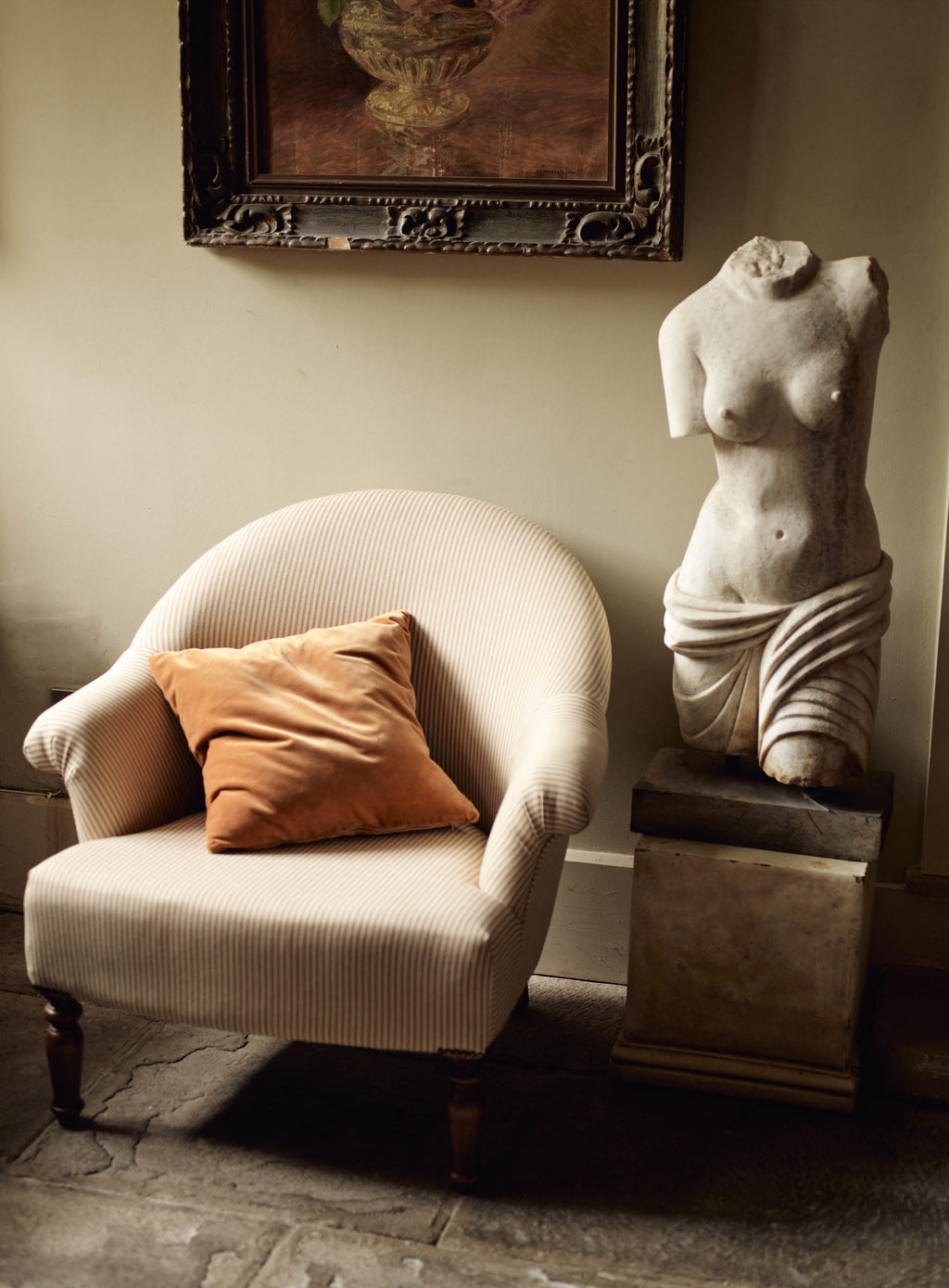 Clandon Armchair, Parchment Cotton