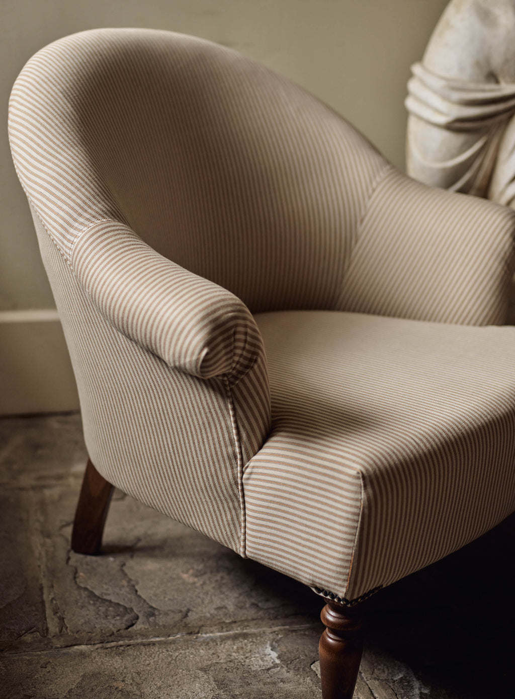 Clandon Armchair, Straw Cotton
