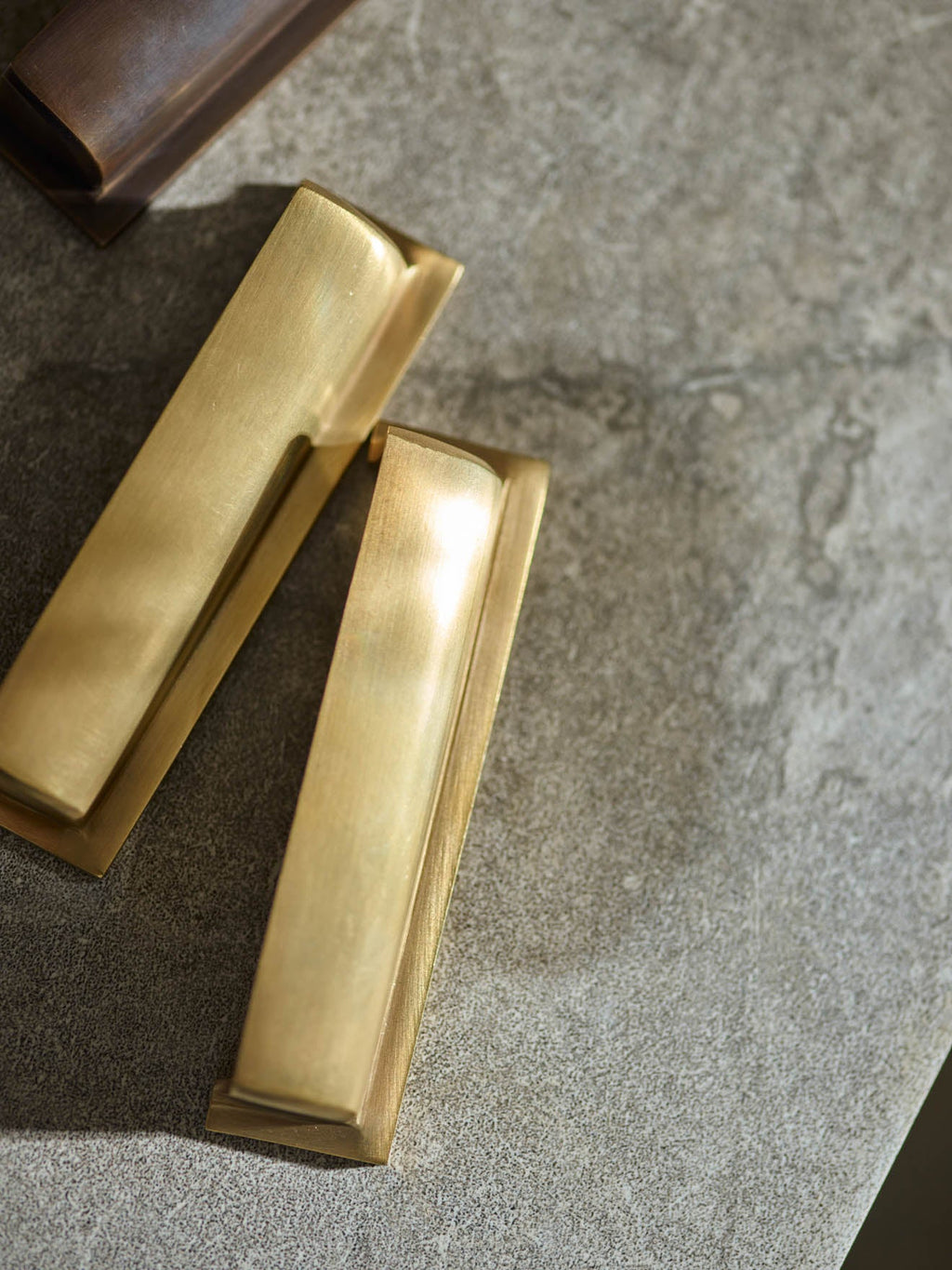 Grove Rectangular Cup Handle, Matt Brass