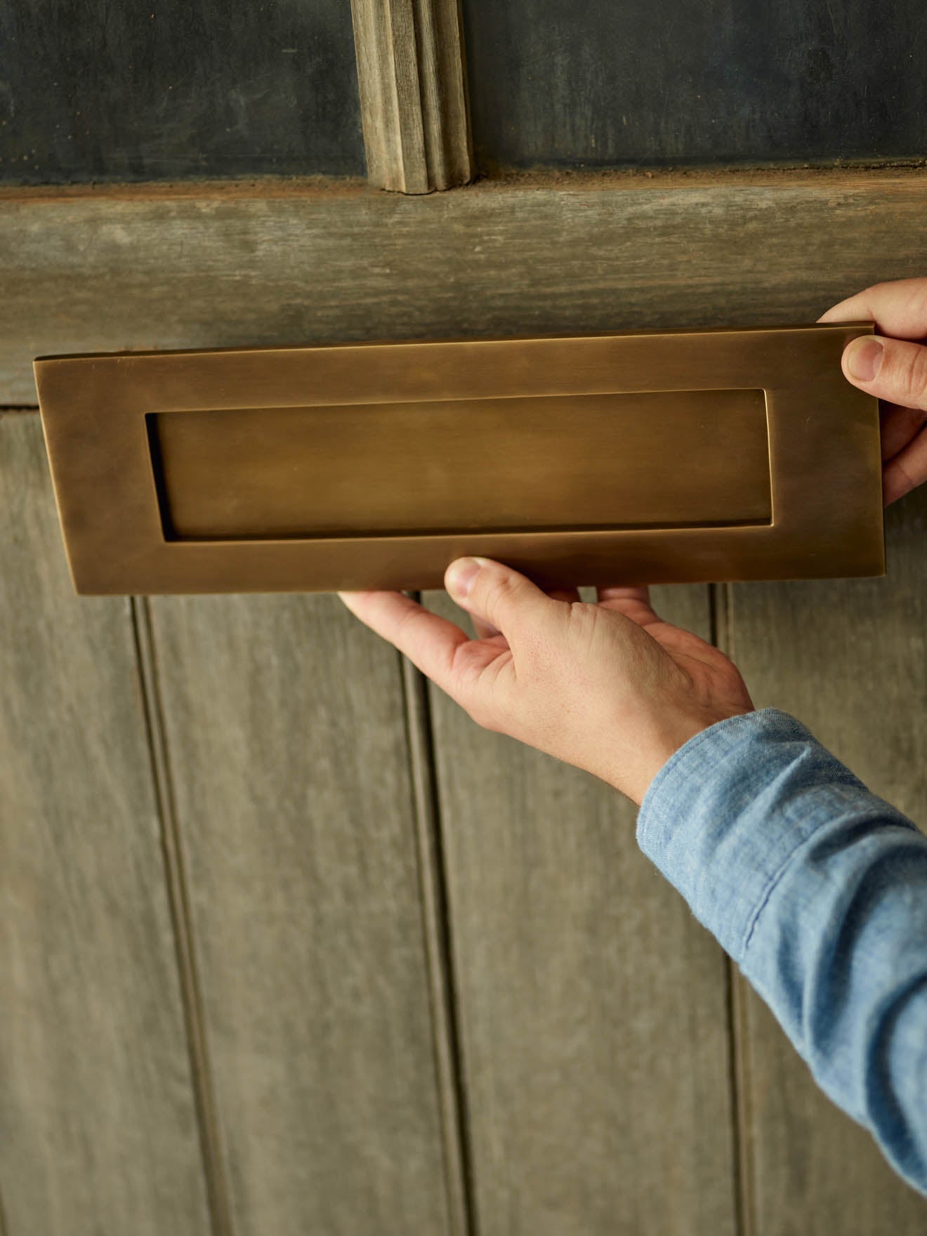 Grove Letter Plate, Antique Brass