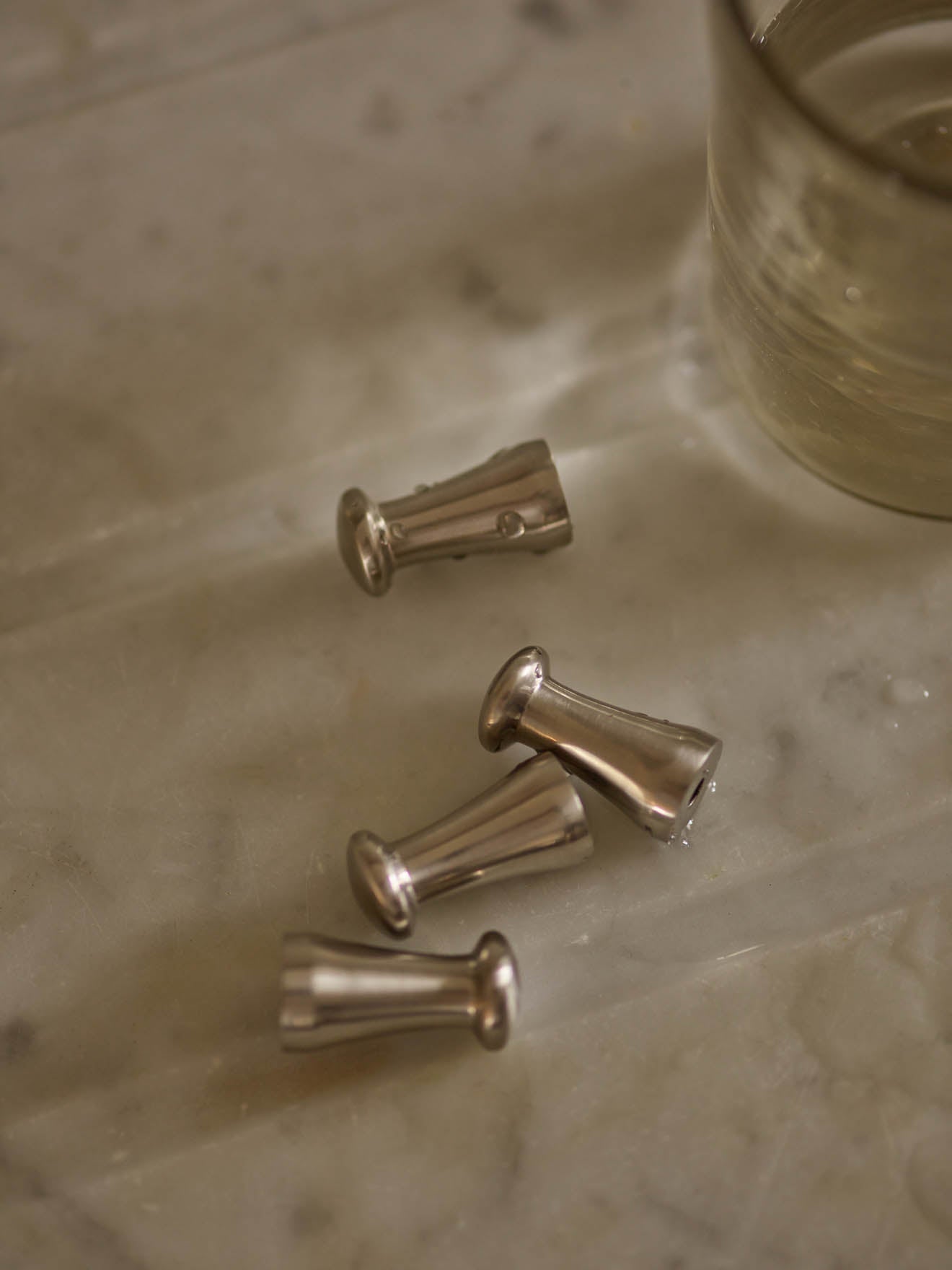 Grove Peg Knob, Matt Nickel