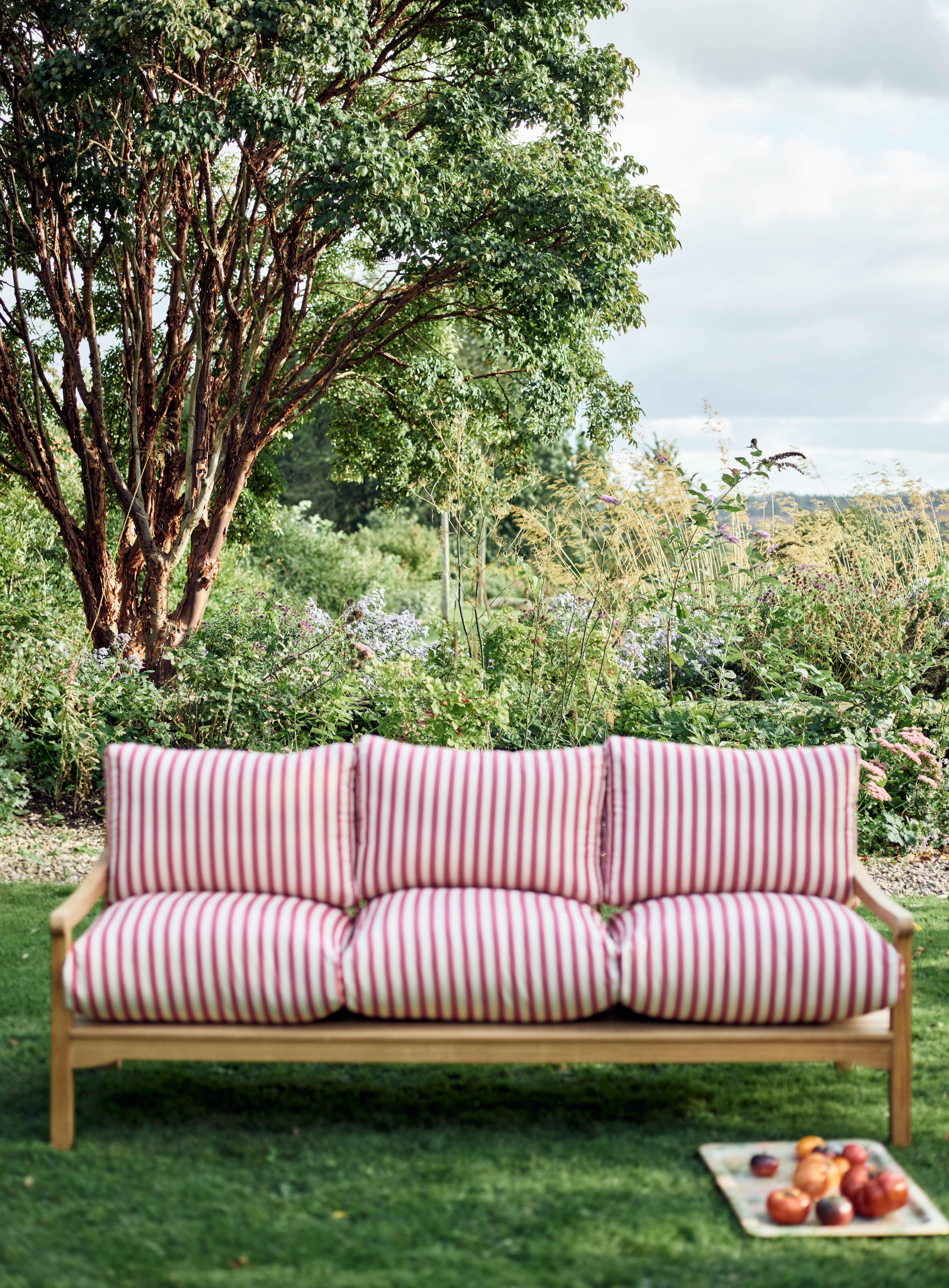 Emerson Garden Sofa, Fine Red Awning Stripe