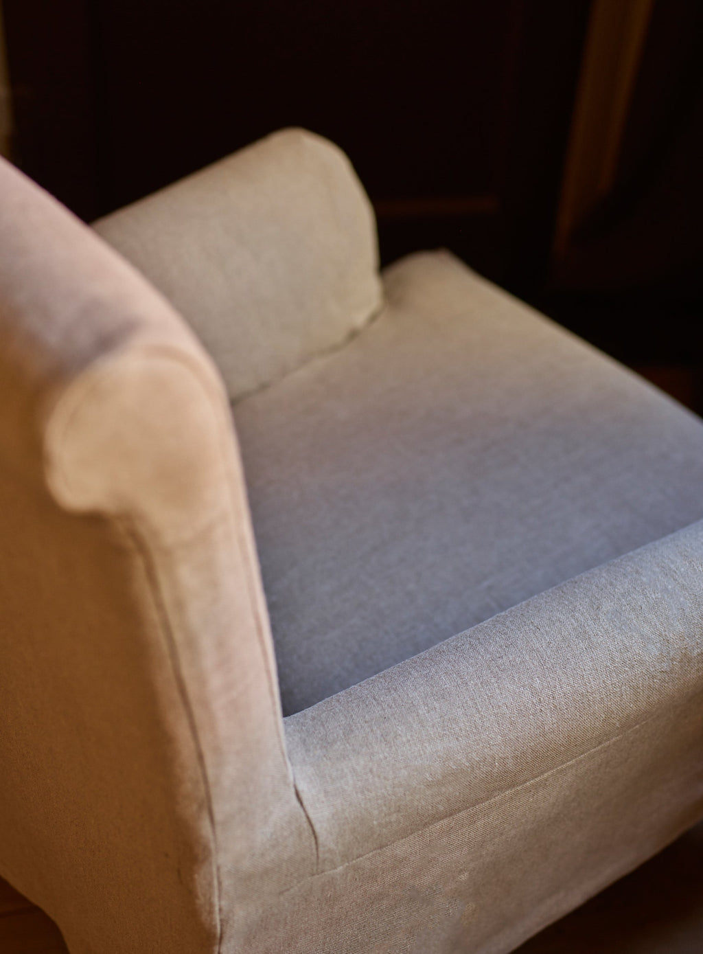Wilford Armchair, Parchment Cotton