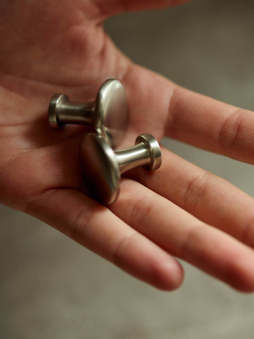 Grove Flattened Knob, Matt Nickel