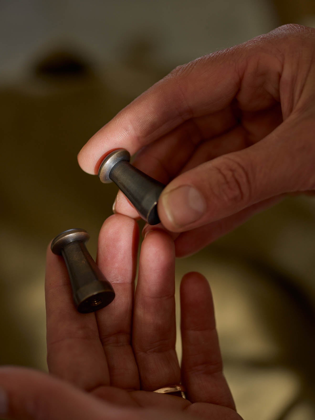 Grove Peg Knob, Aged Bronze