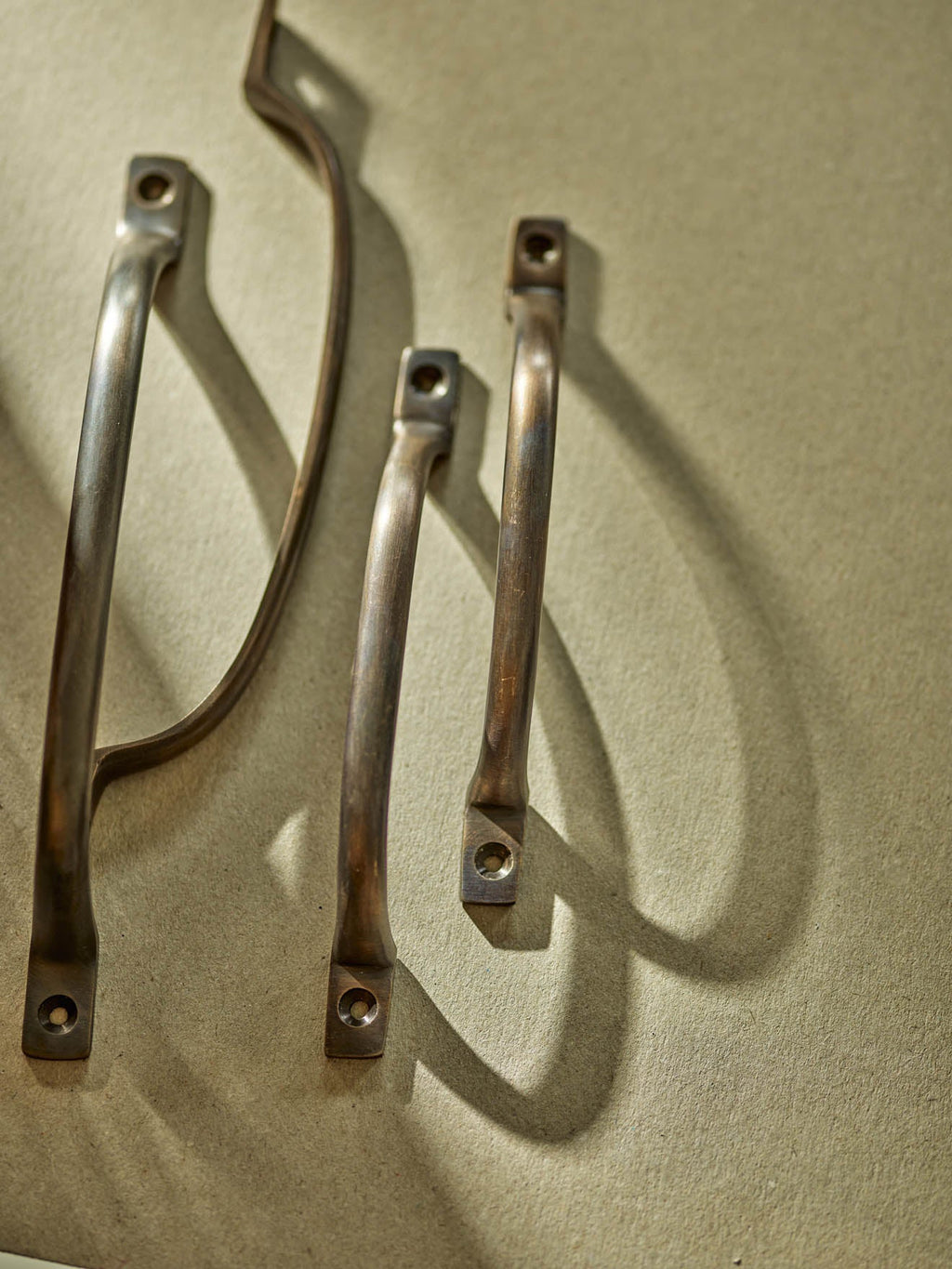 Grove Pull Handle, Short, Aged Bronze