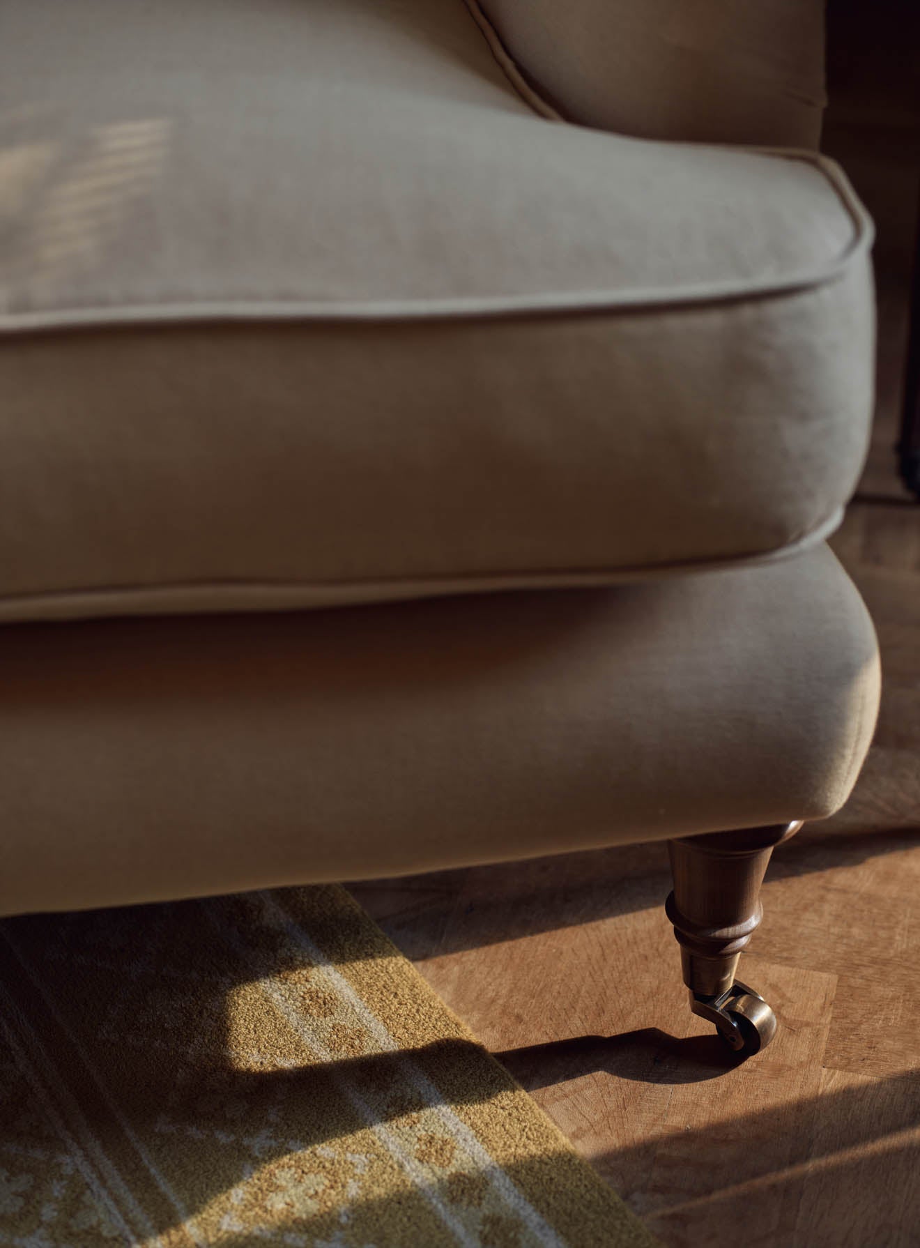 Abington Armchair, Straw Cotton