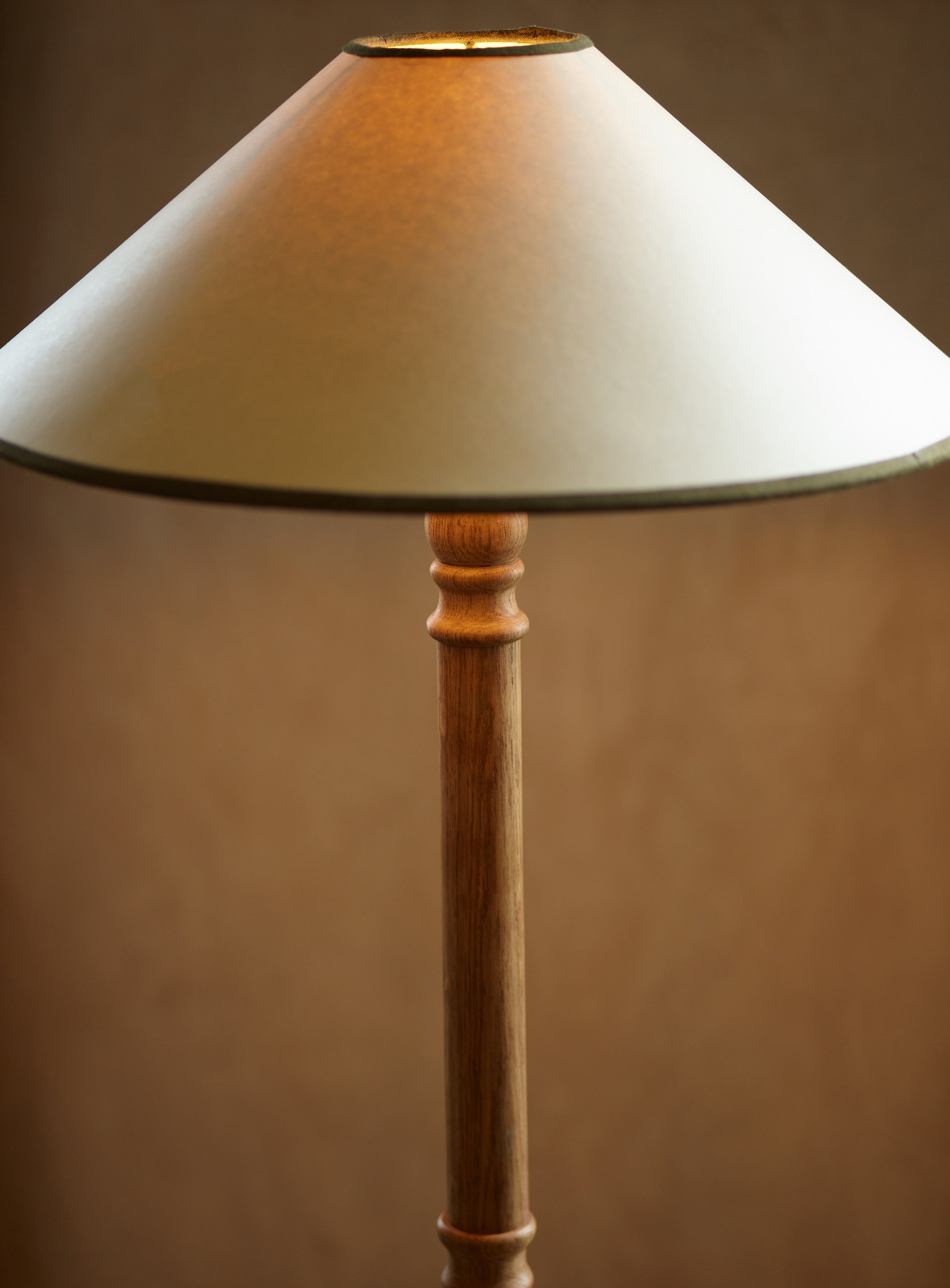 Arlo Card Lampshade, Large, Olive Trim