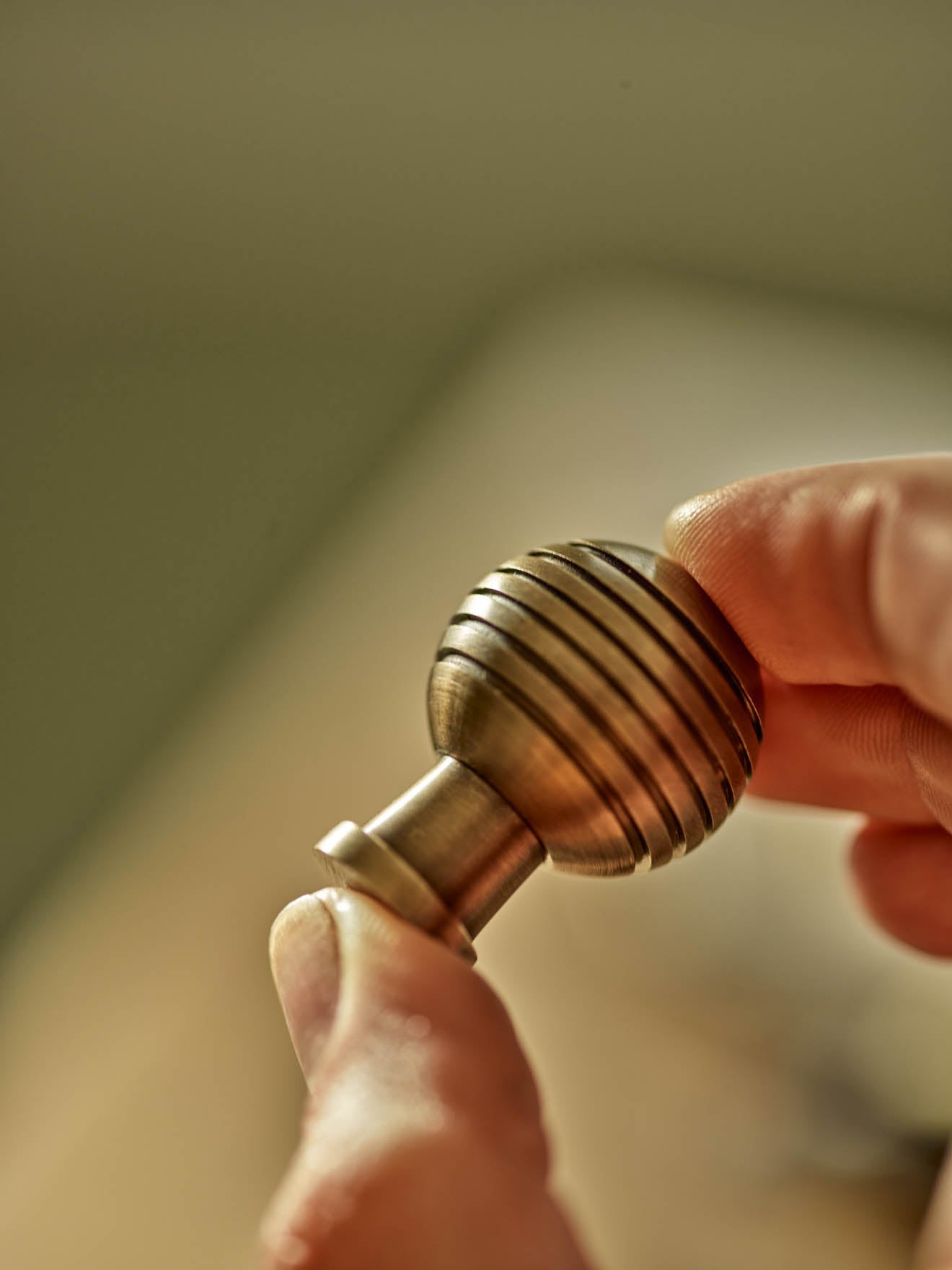 Grove Grooved Rounded Knob, Antique Brass