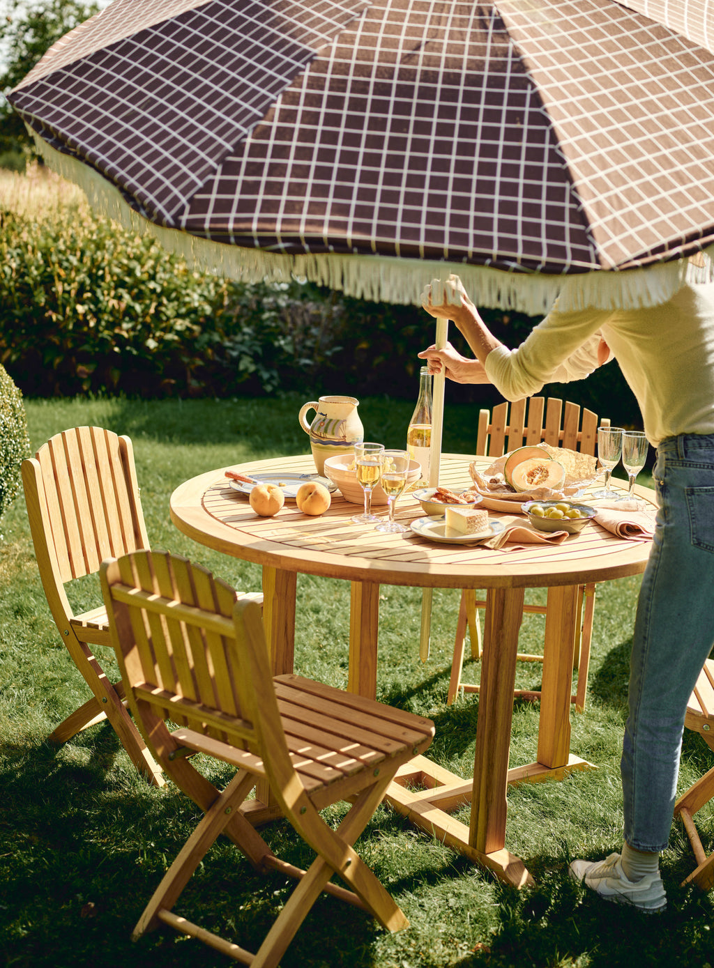 Emerson Garden Dining Table