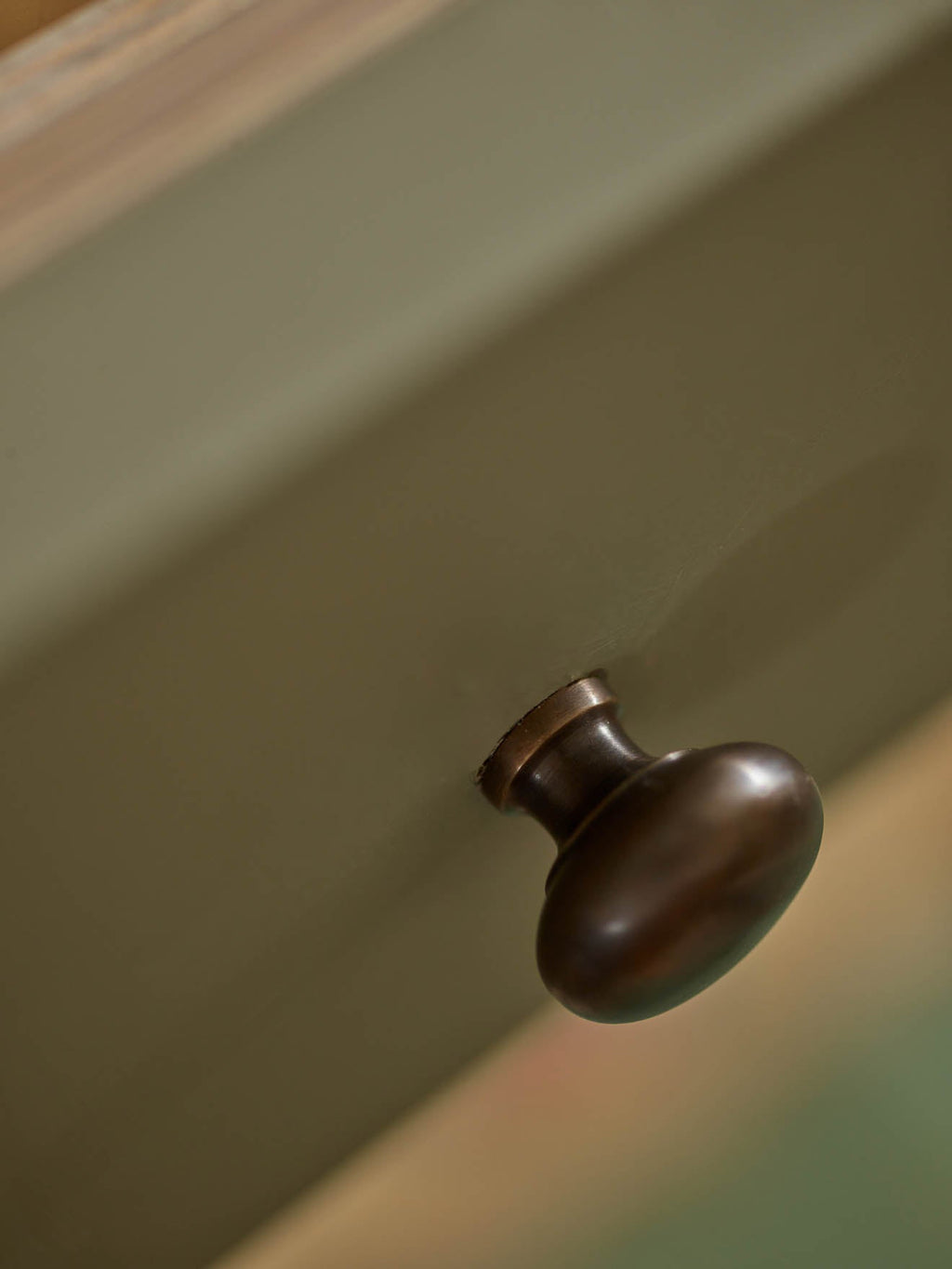 Grove Simple Knob, Large, Aged Bronze