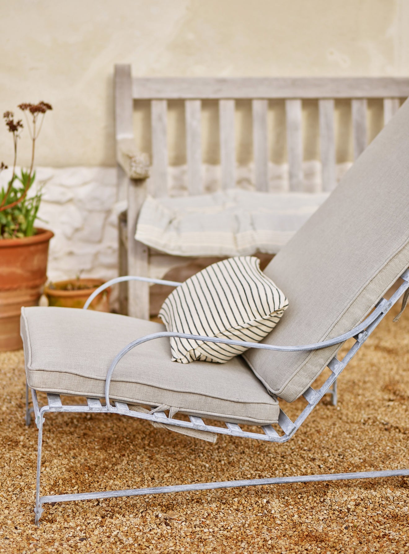 Sudbury Sun Lounger Cushion, Fine Red Awning Stripe