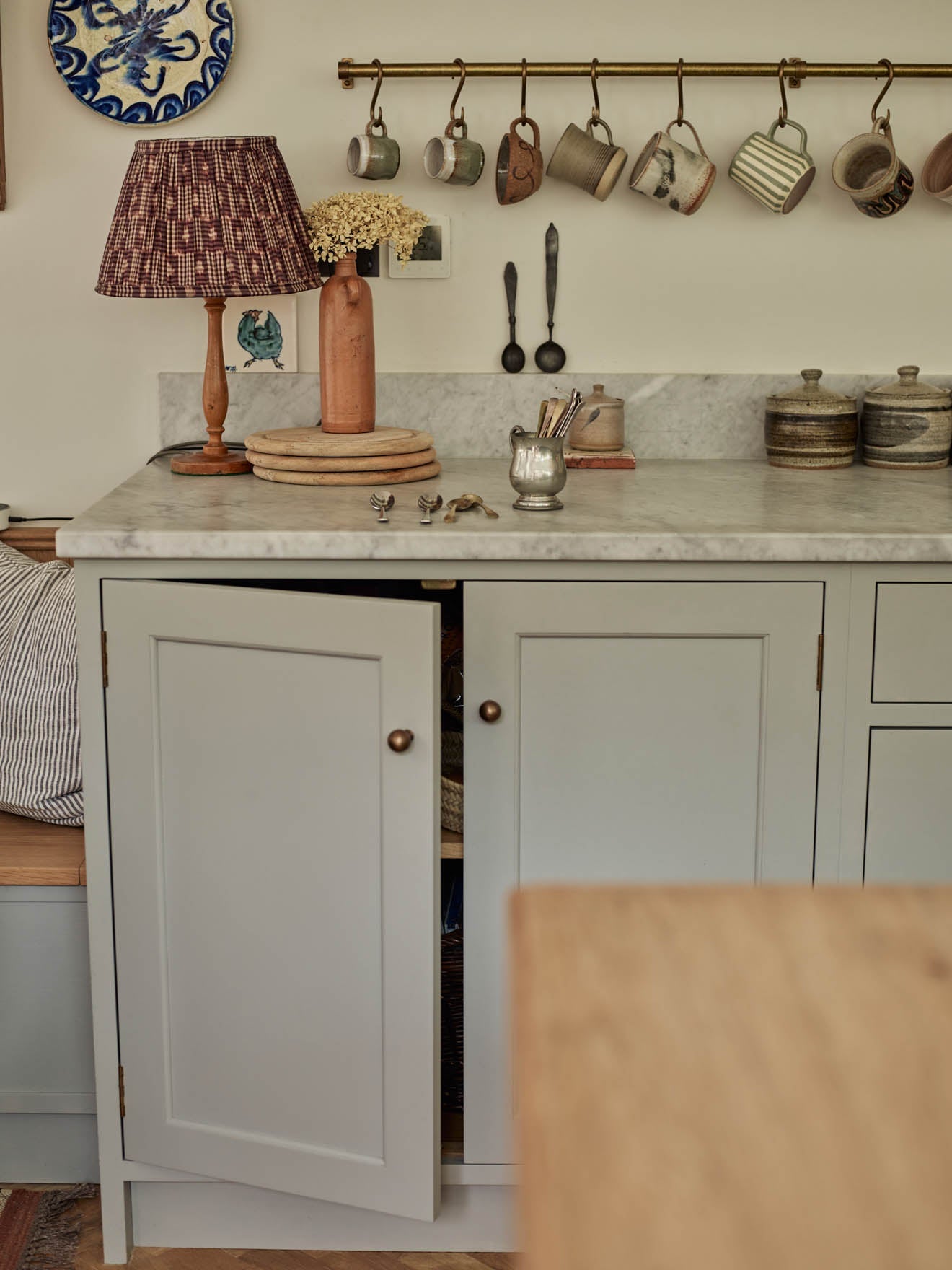 Grove Smooth Rounded Knob, Antique Brass