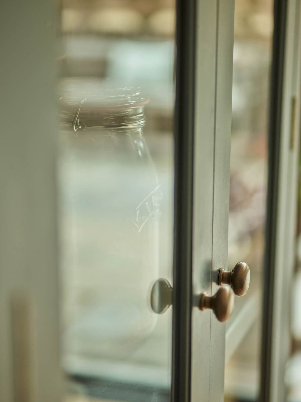 Grove Simple Knob, Large, Antique Brass