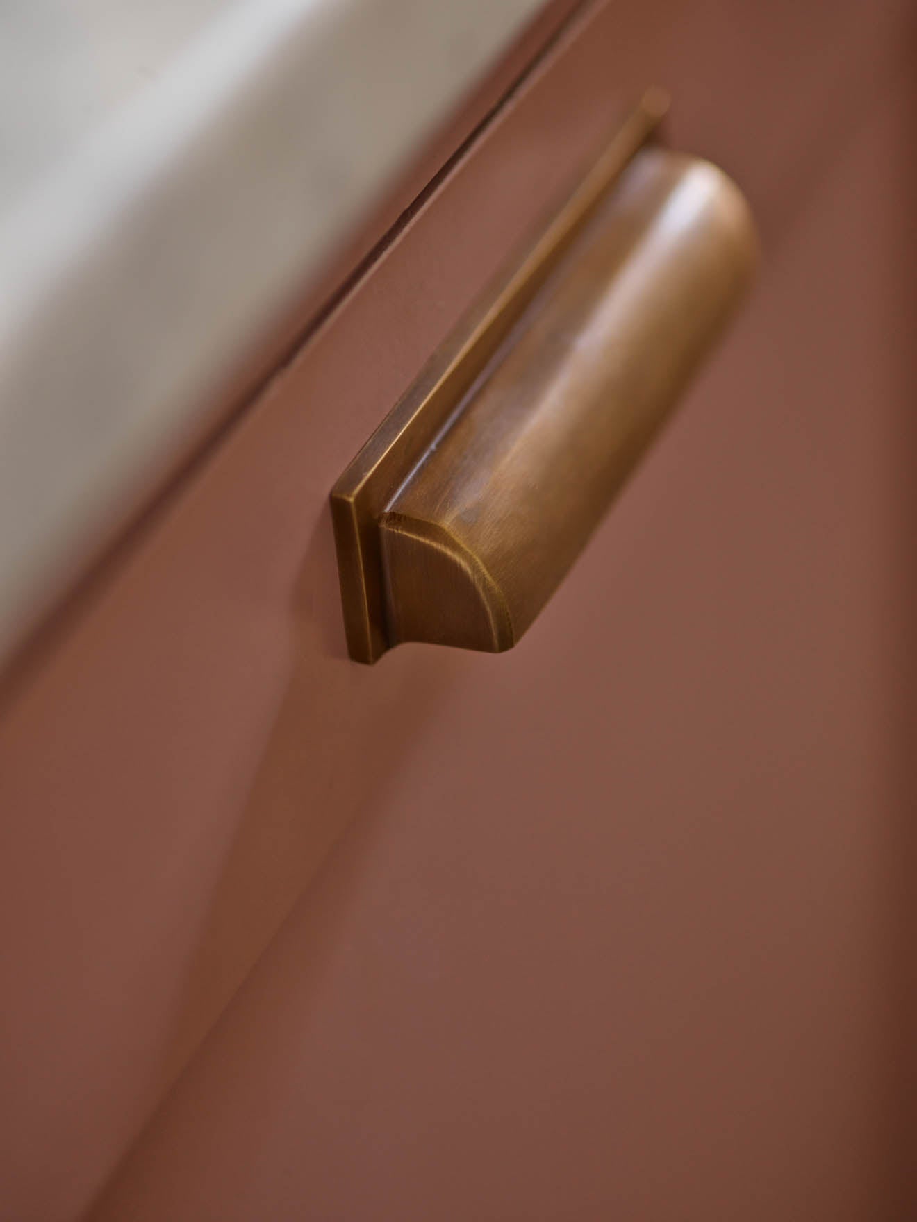 Grove Rectangular Cup Handle, Antique Brass