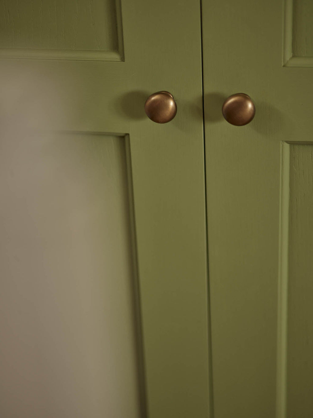 Grove Simple Knob, Small, Antique Brass