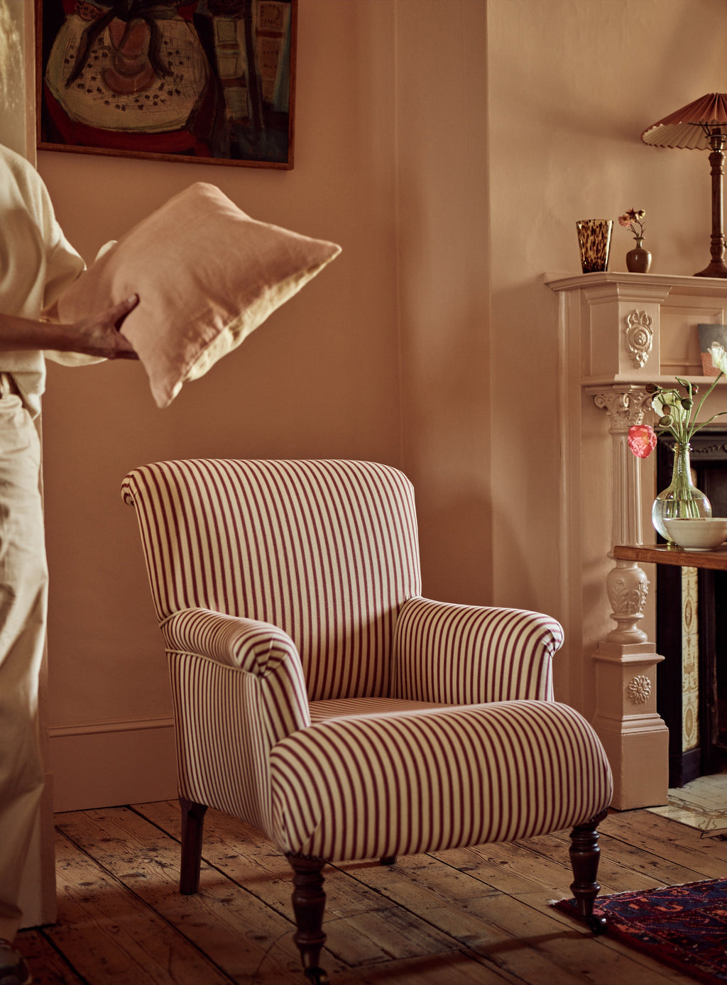 Finley Armchair, Straw Cotton