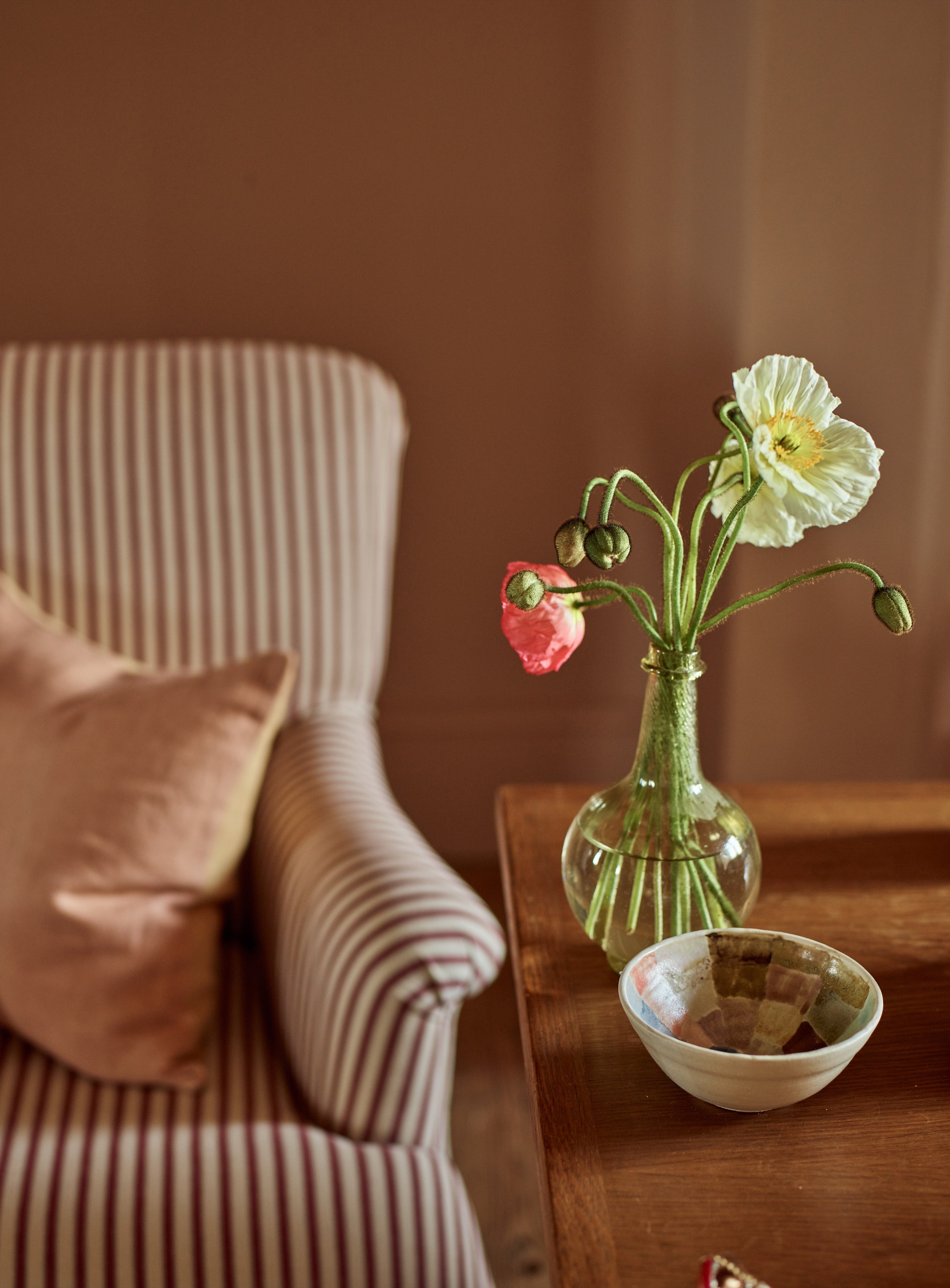 Finley Armchair, Straw Cotton