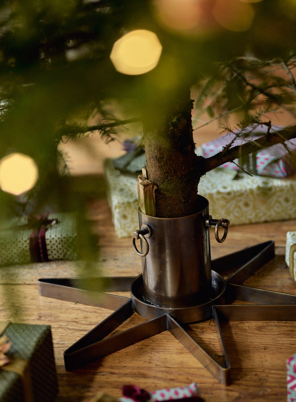 Libra Christmas Tree Stand