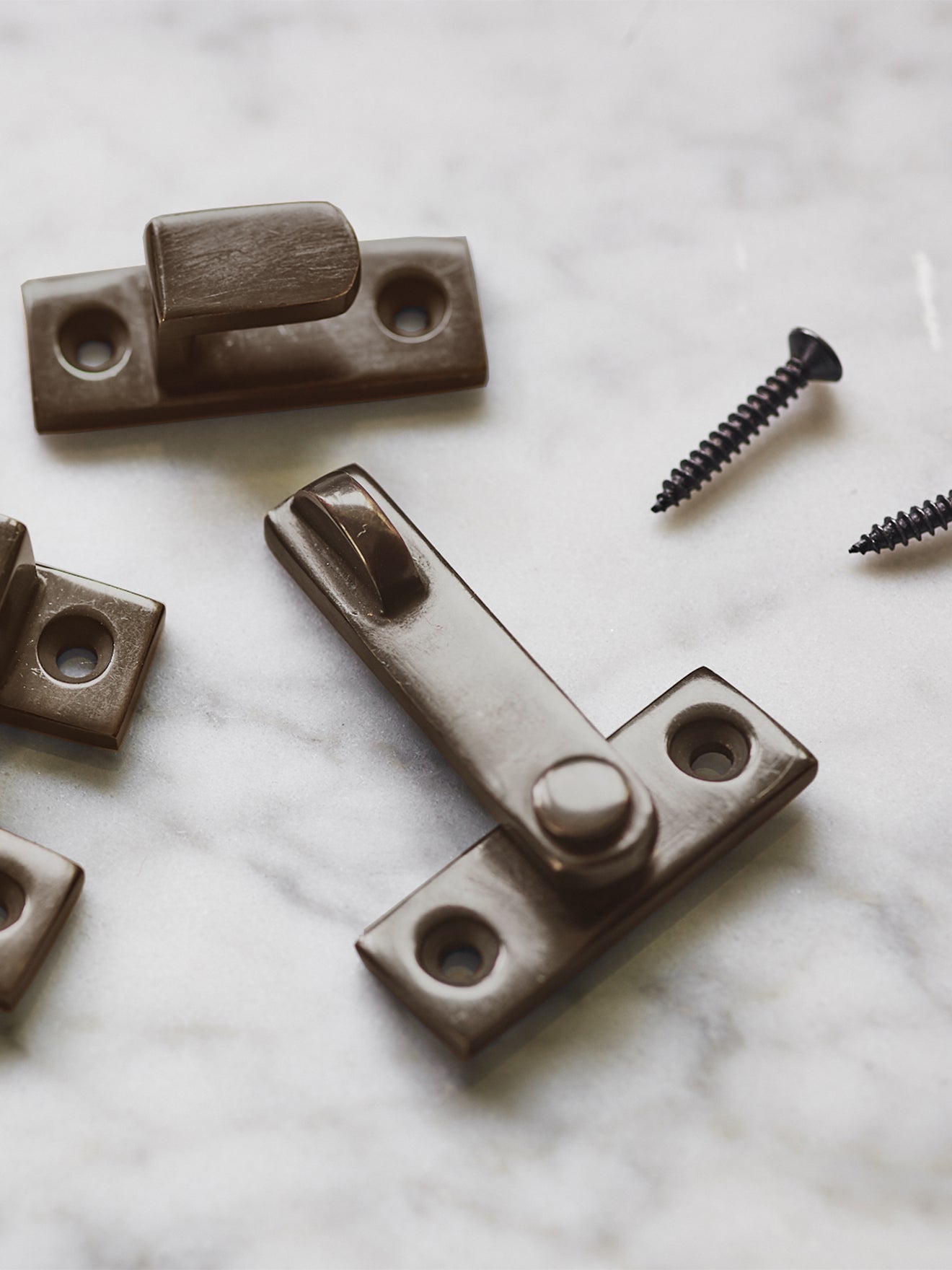 Grove Bar Latch, Aged Bronze