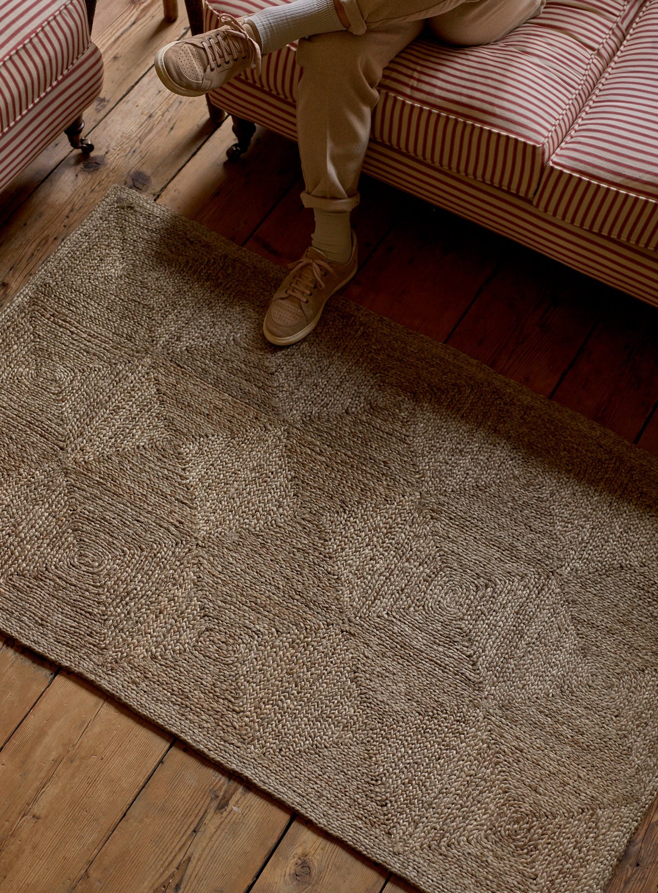 Arushi Jute Rug, Medium