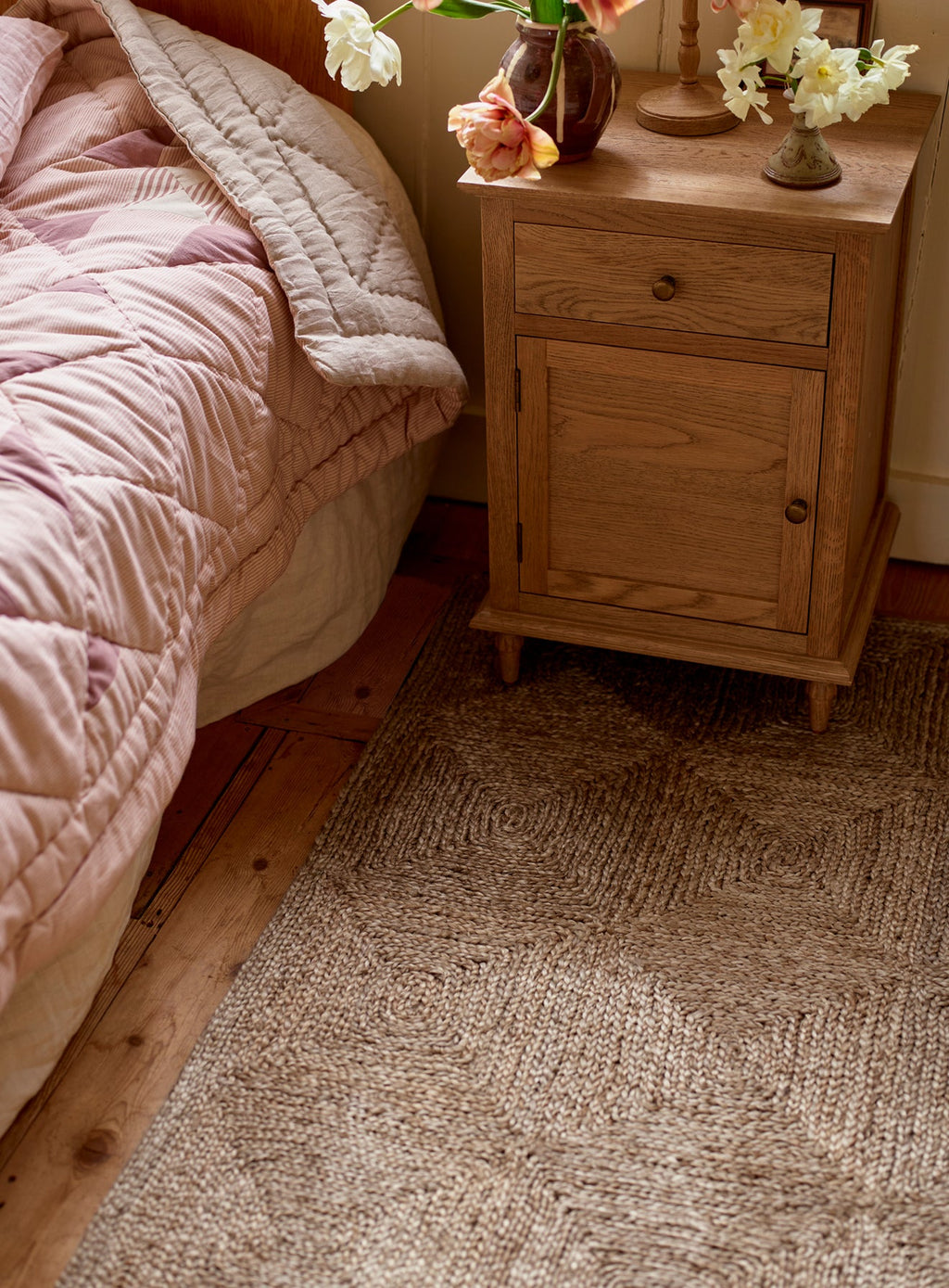 Arushi Jute Rug, Small