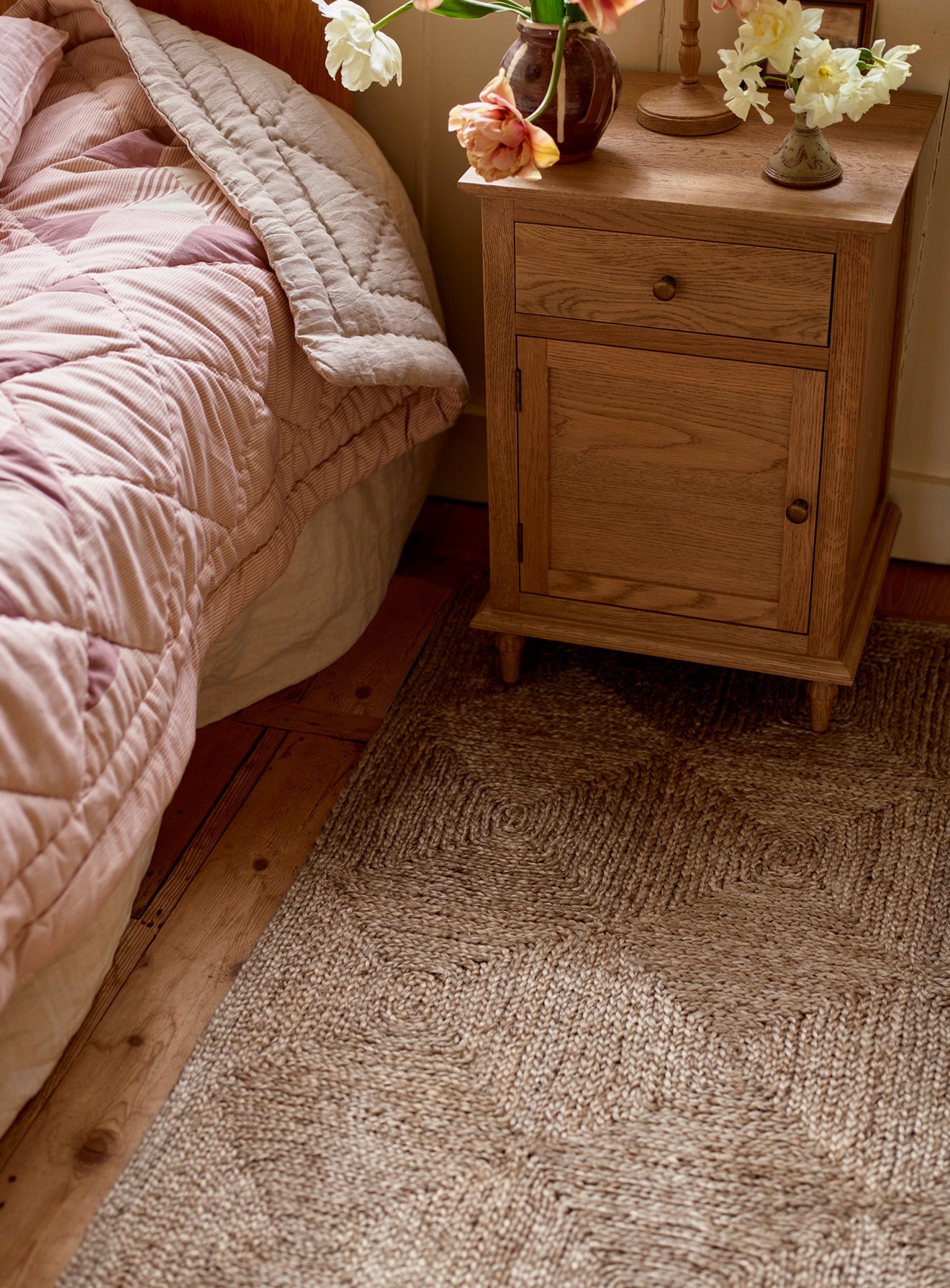 Arushi Jute Rug, Small