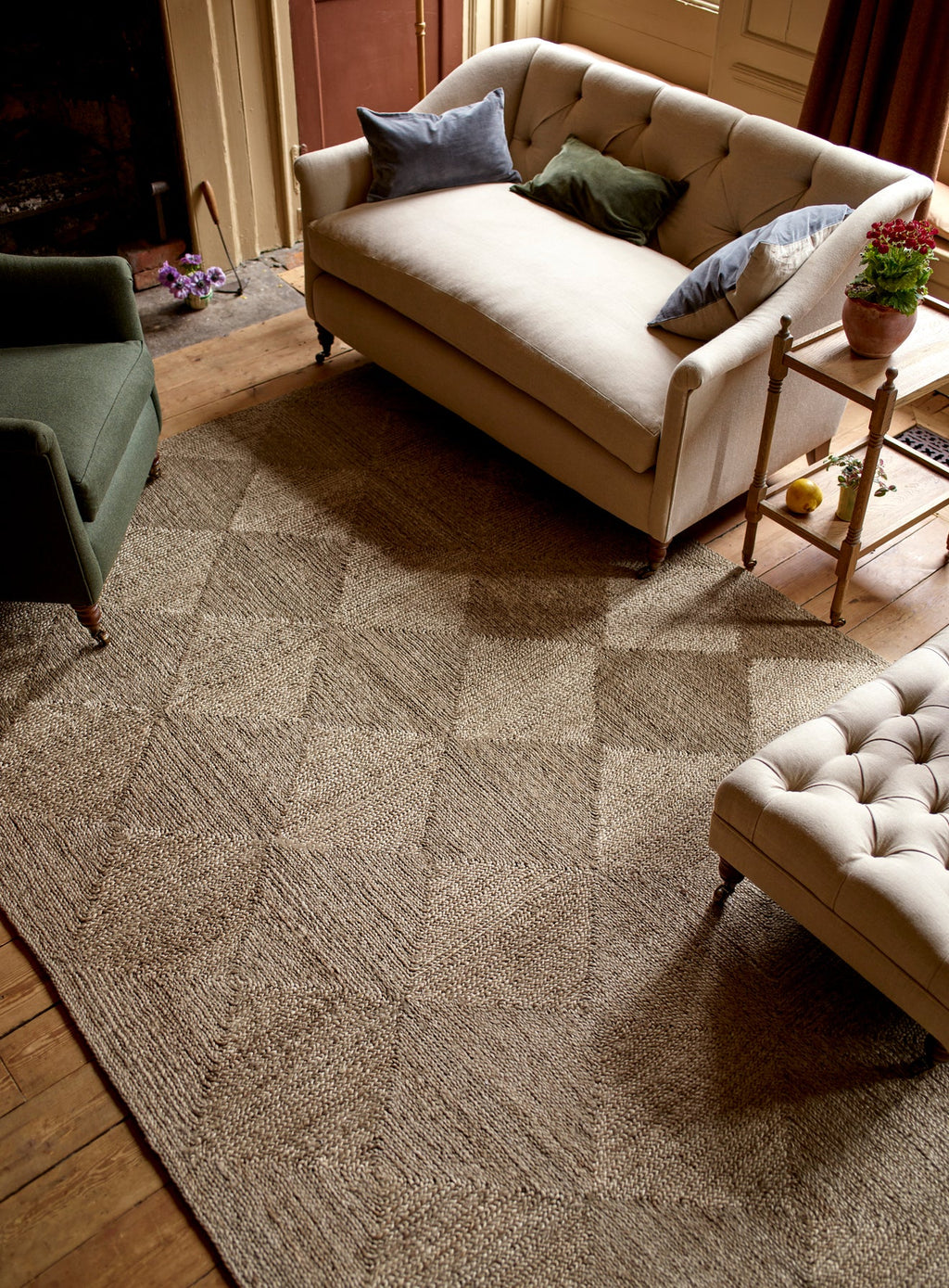 Arushi Jute Rug, Large