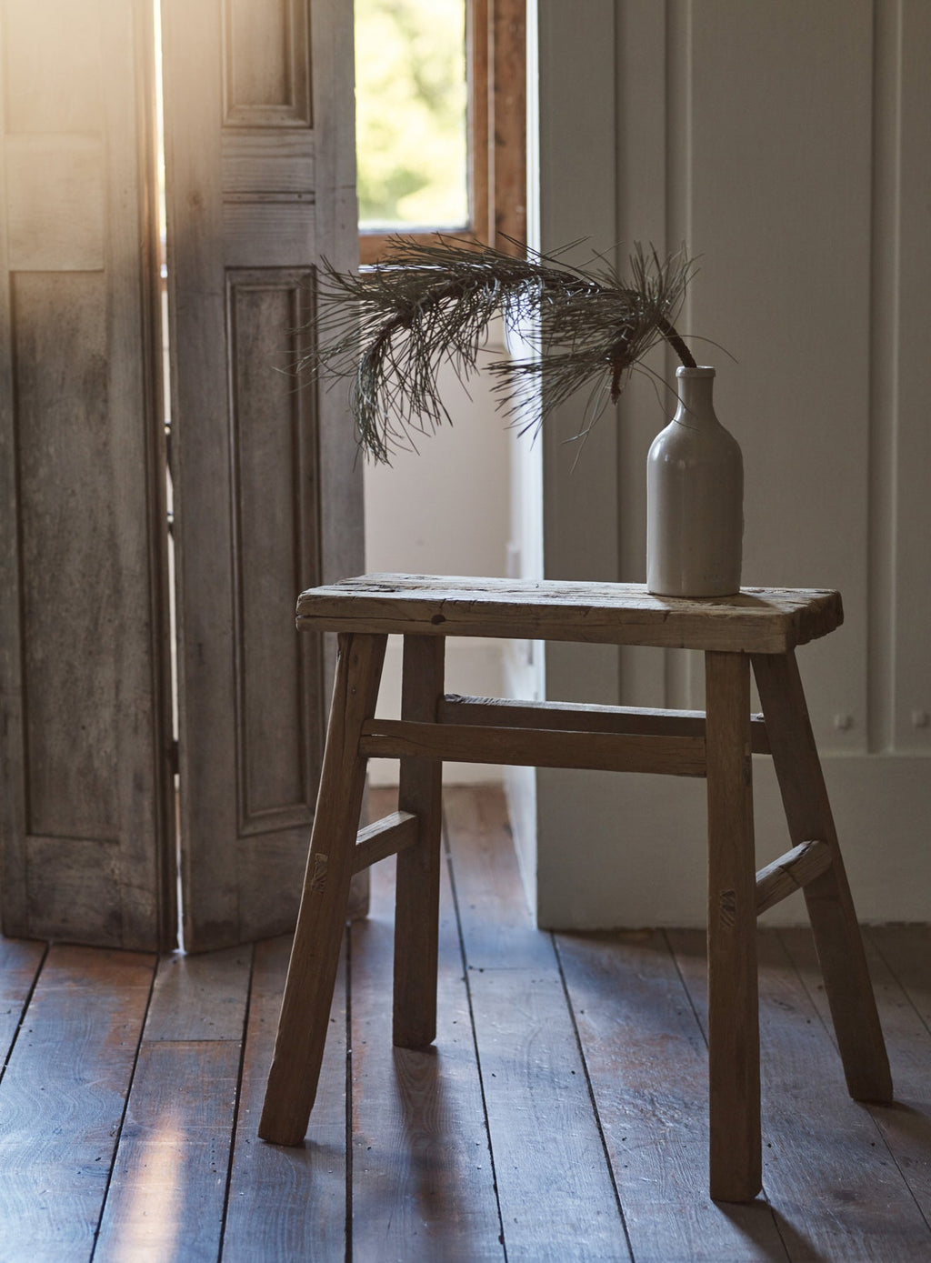 Benvy Rustic Stool, Small