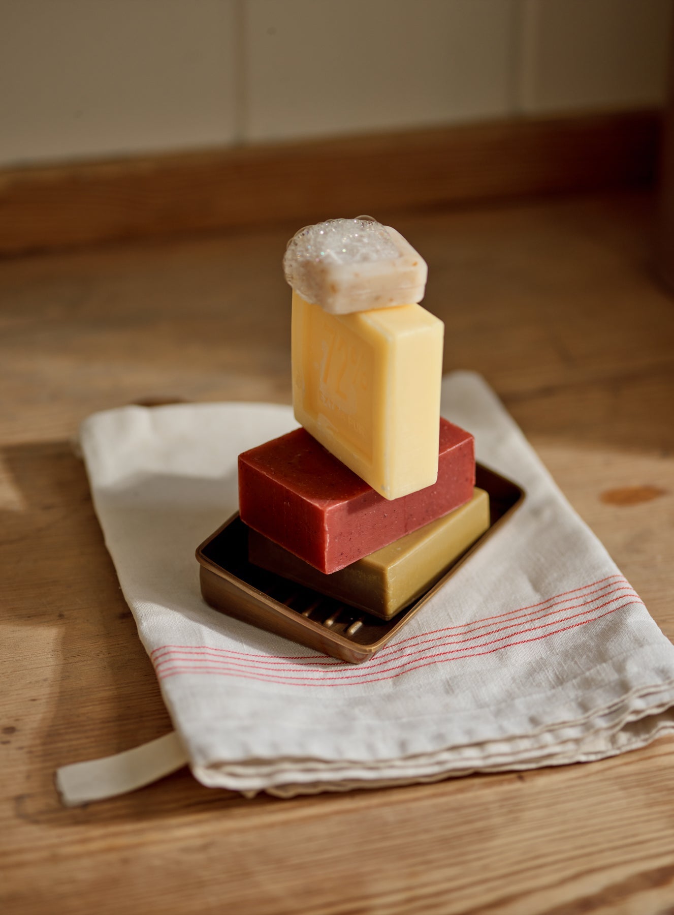 Bilton Soap Dish, Antique Brass