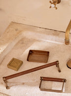 Wilbur Toilet Roll Holder