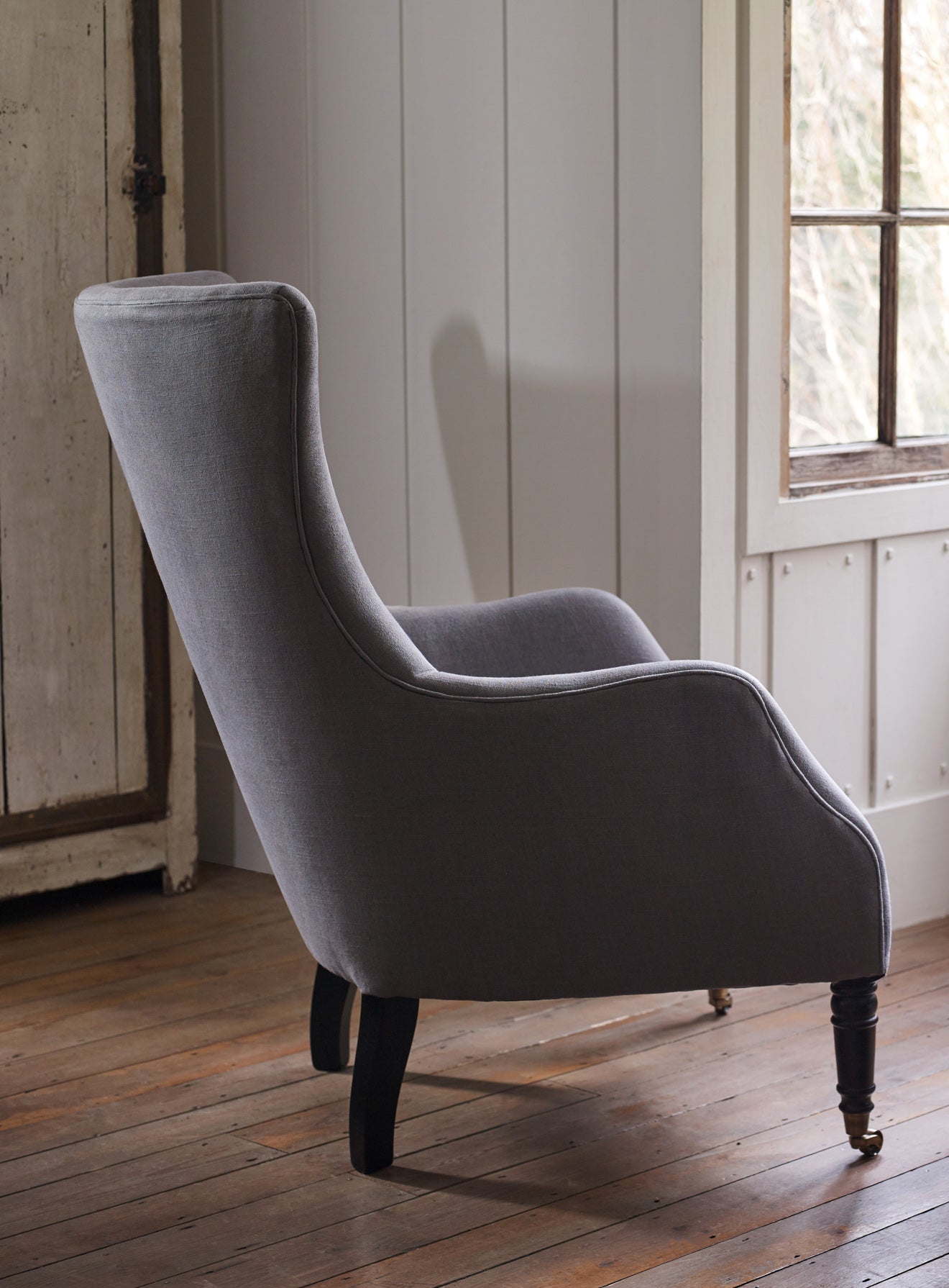 Bromley Wingback Chair, Grey Linen (Black Legs)