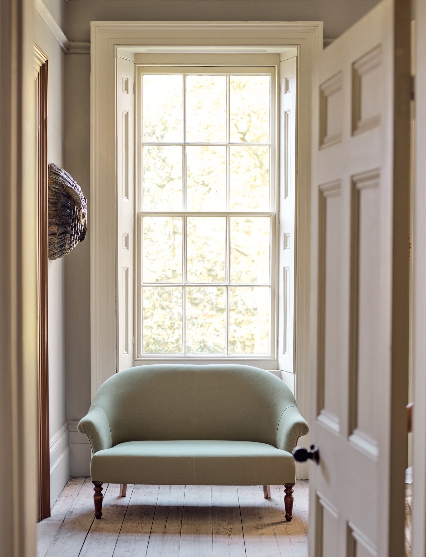 Clandon Sofa, Parchment Cotton