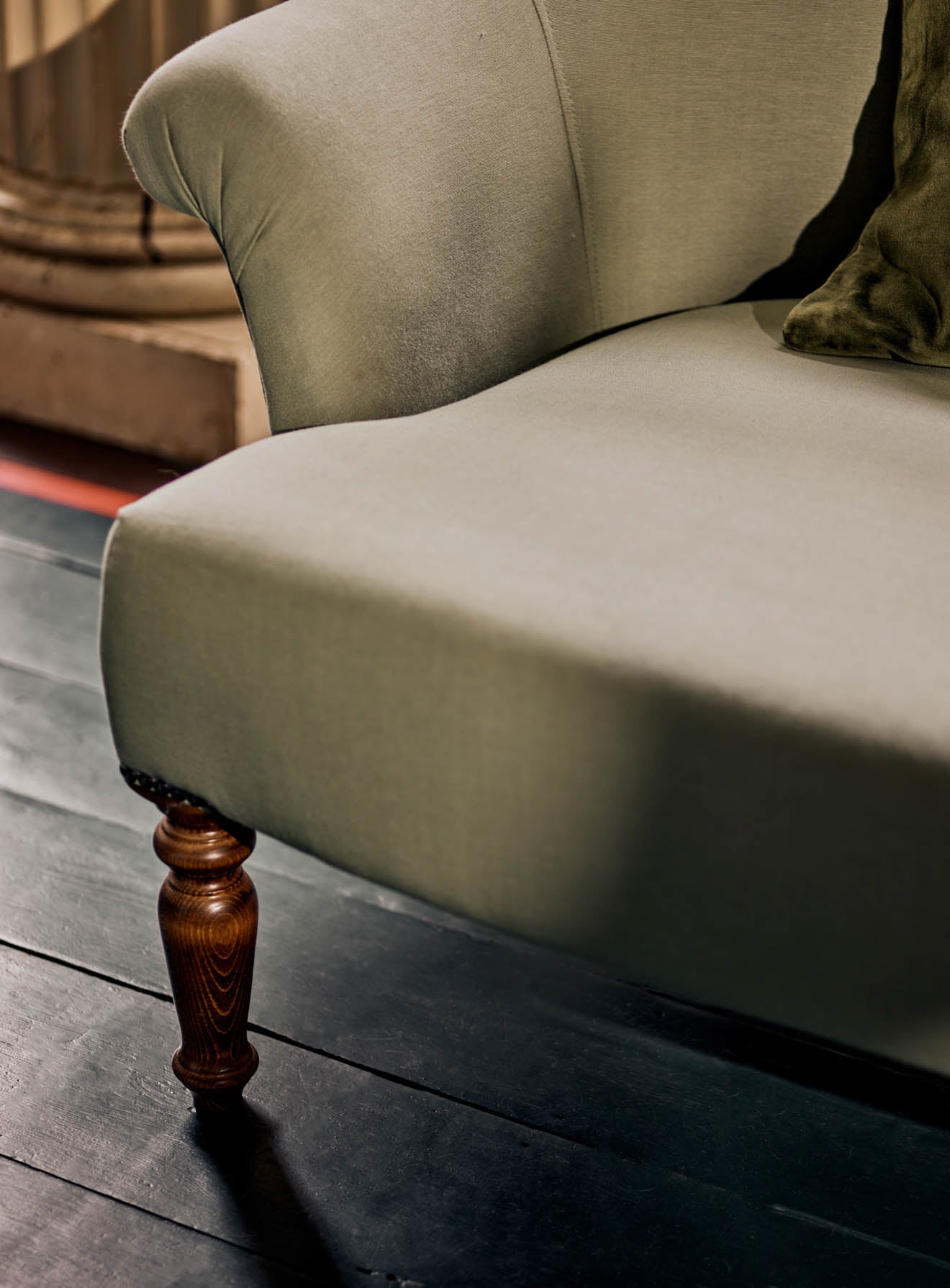 Clandon Sofa, Parchment Cotton