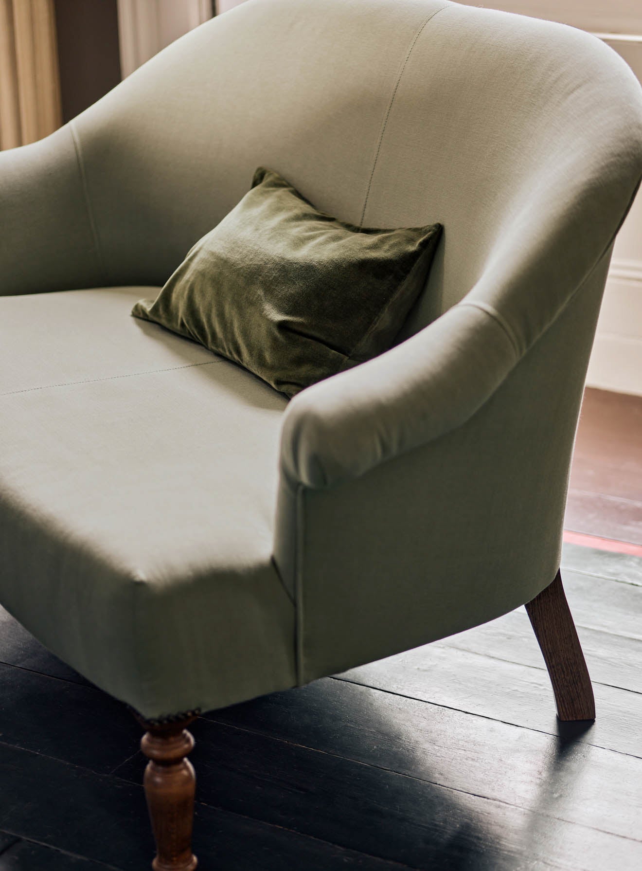 Clandon Sofa, Parchment Cotton