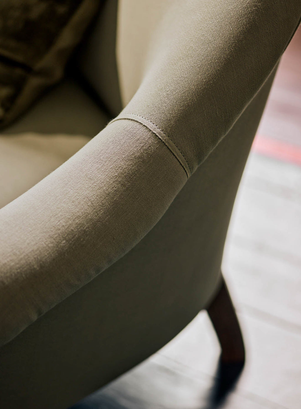 Clandon Sofa, Straw Cotton